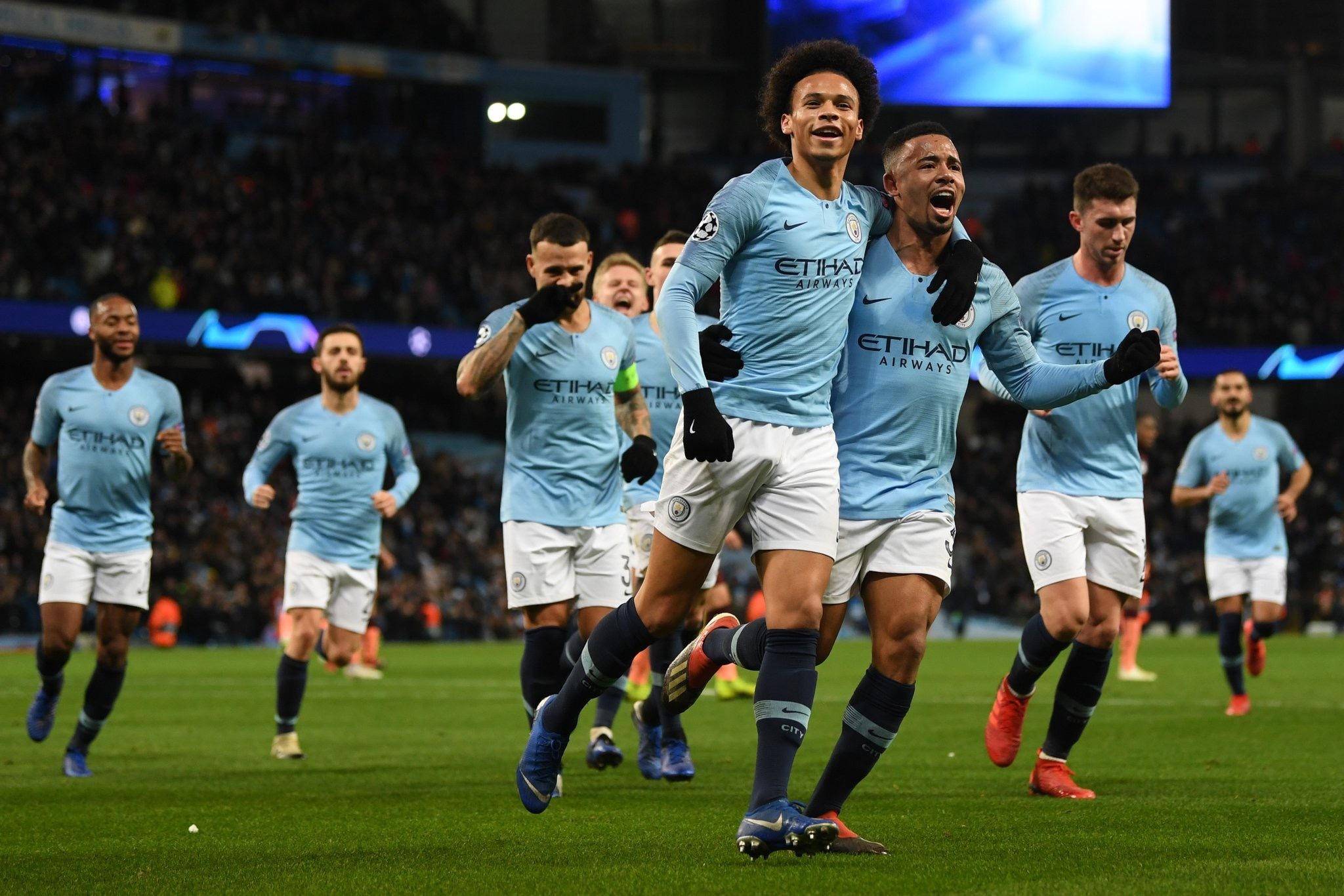 推动全球足 推动全球足